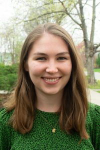 Sarah Schillinger headshot